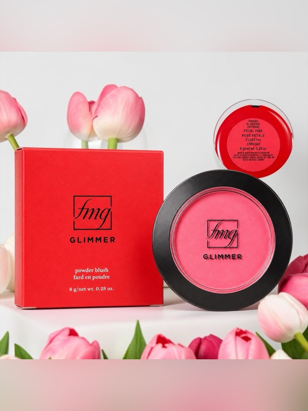 Avon FMG Glimmer Powder Blush Petal Pink HUGE NIB Discontinued 0.28 oz Beautiful - Picture 2 of 5